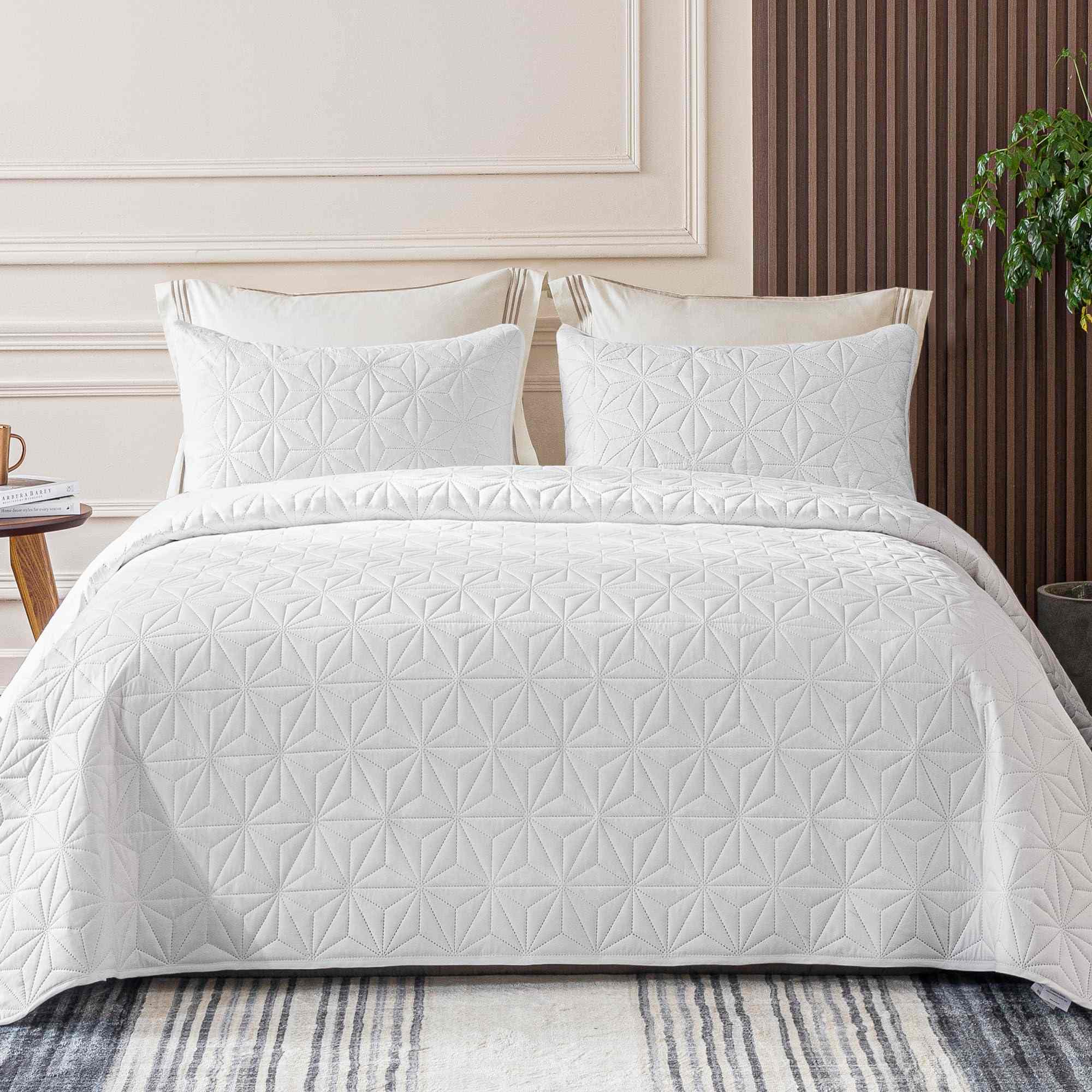 Modern Geometric Ultrasonic Bedspread Set – Lightweight Microfiber Coverlet