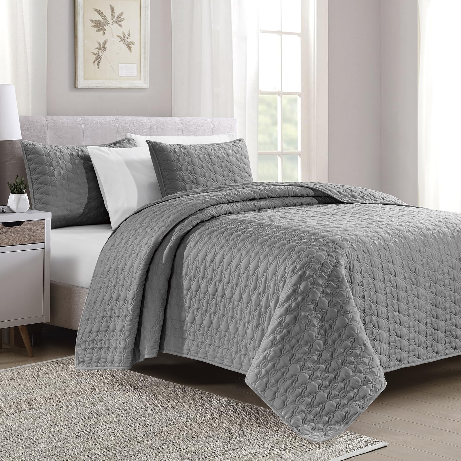 Microfiber Quilted Bedspread Set – Solid Color Geometric Stitch 3-Piece Collection