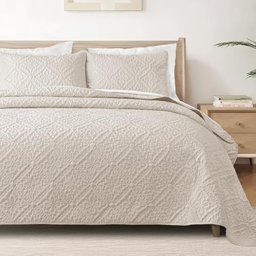 Floral Ultrasonic Quilted Bedspread Set – Lightweight, Soft & Elegant