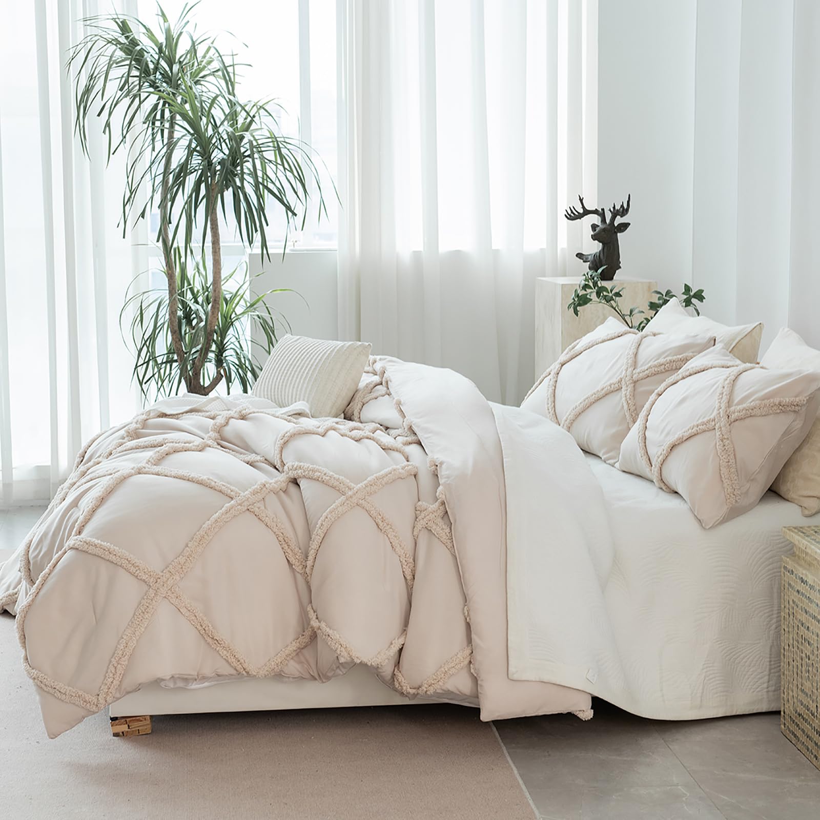 Geometric Tufted Comforter Set – Solid Color Microfiber 3-Piece Bedding Collection