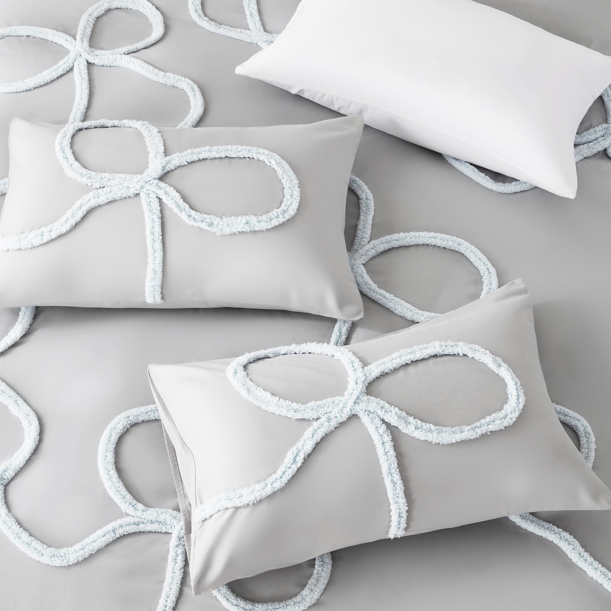 Bow Tufted Comforter Set – 3D Tufted Design Microfiber 3-Piece Bedding Collection
