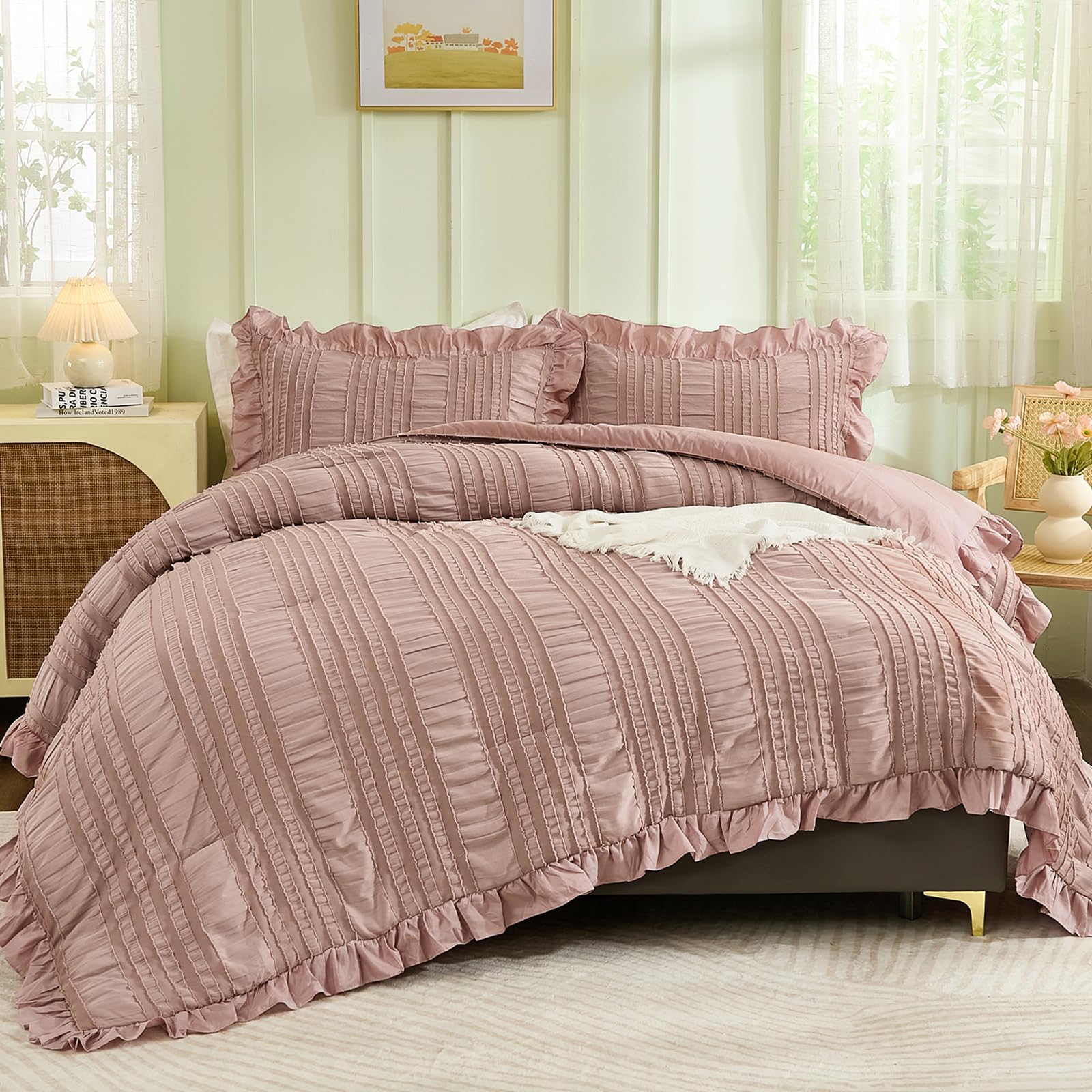 Bohemian Ruffle Seersucker Comforter Set – Tufted Bubble Texture 3-Piece Bedding Collection