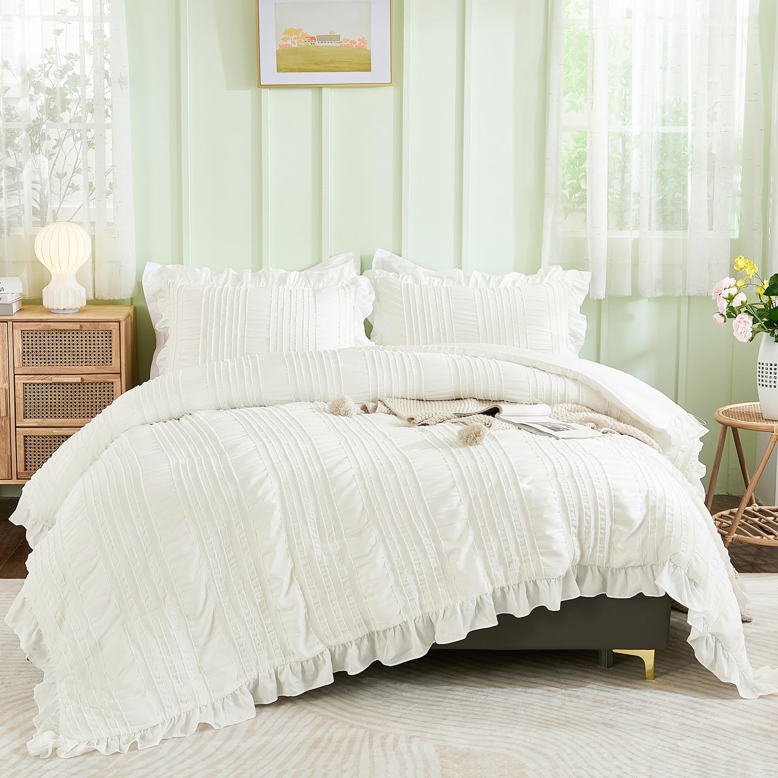Bohemian Ruffle Seersucker Comforter Set – Tufted Bubble Texture 3-Piece Bedding Collection