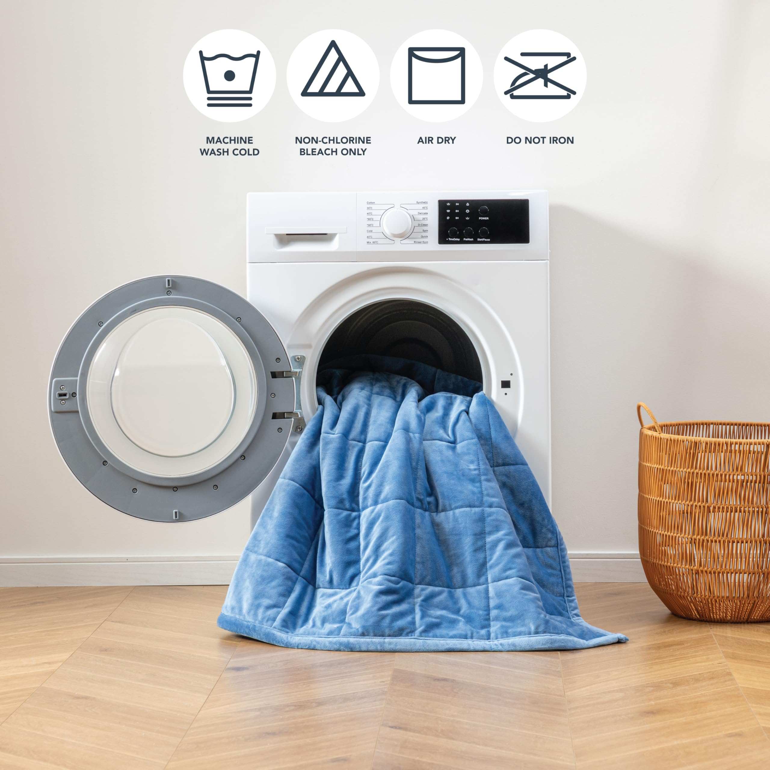 Ultra-Soft Reversible Fleece Quilted Blanket – Lightweight All-Season Throw