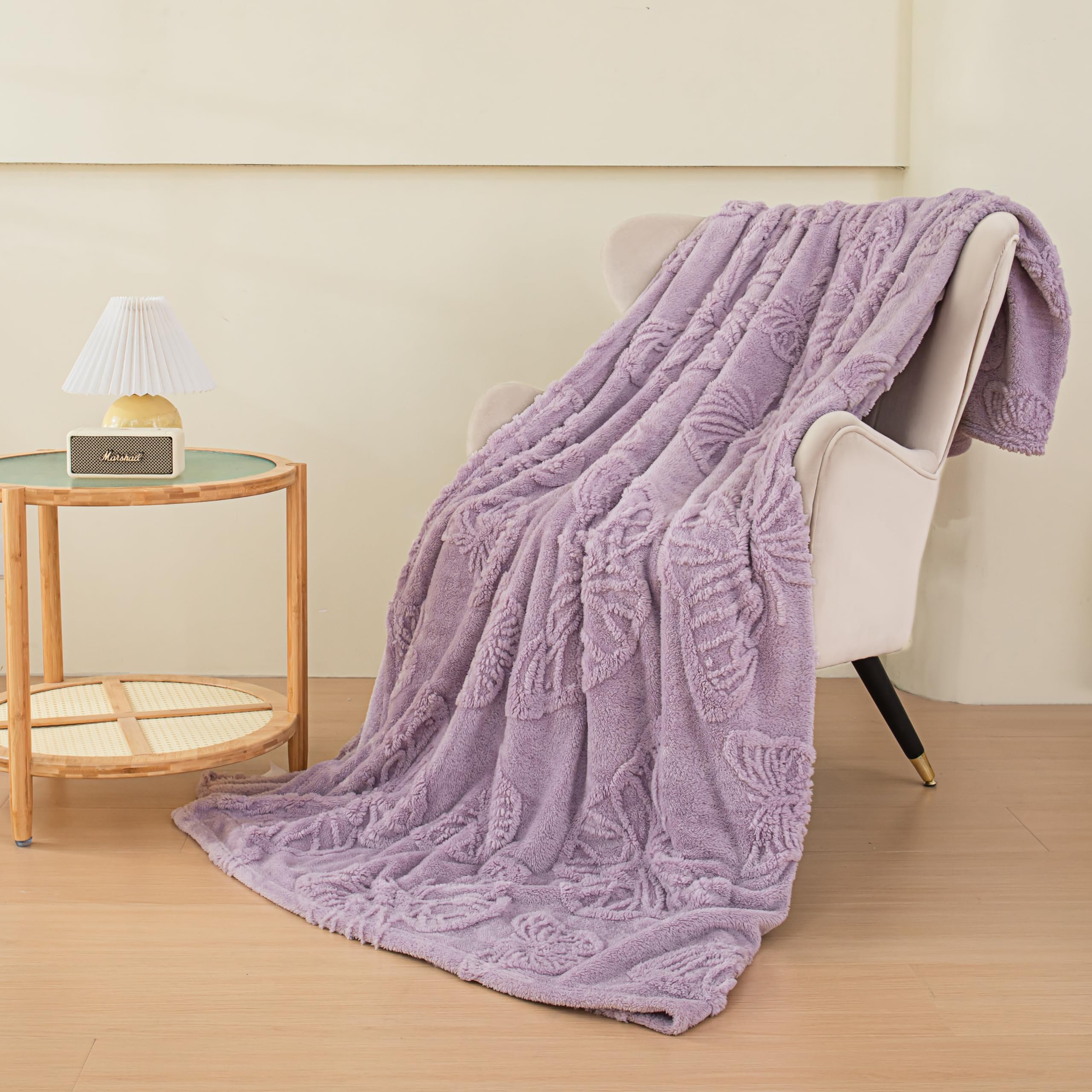 3D Butterfly Jacquard Flannel Throw Blanket – Soft Plush Microfiber Fleece