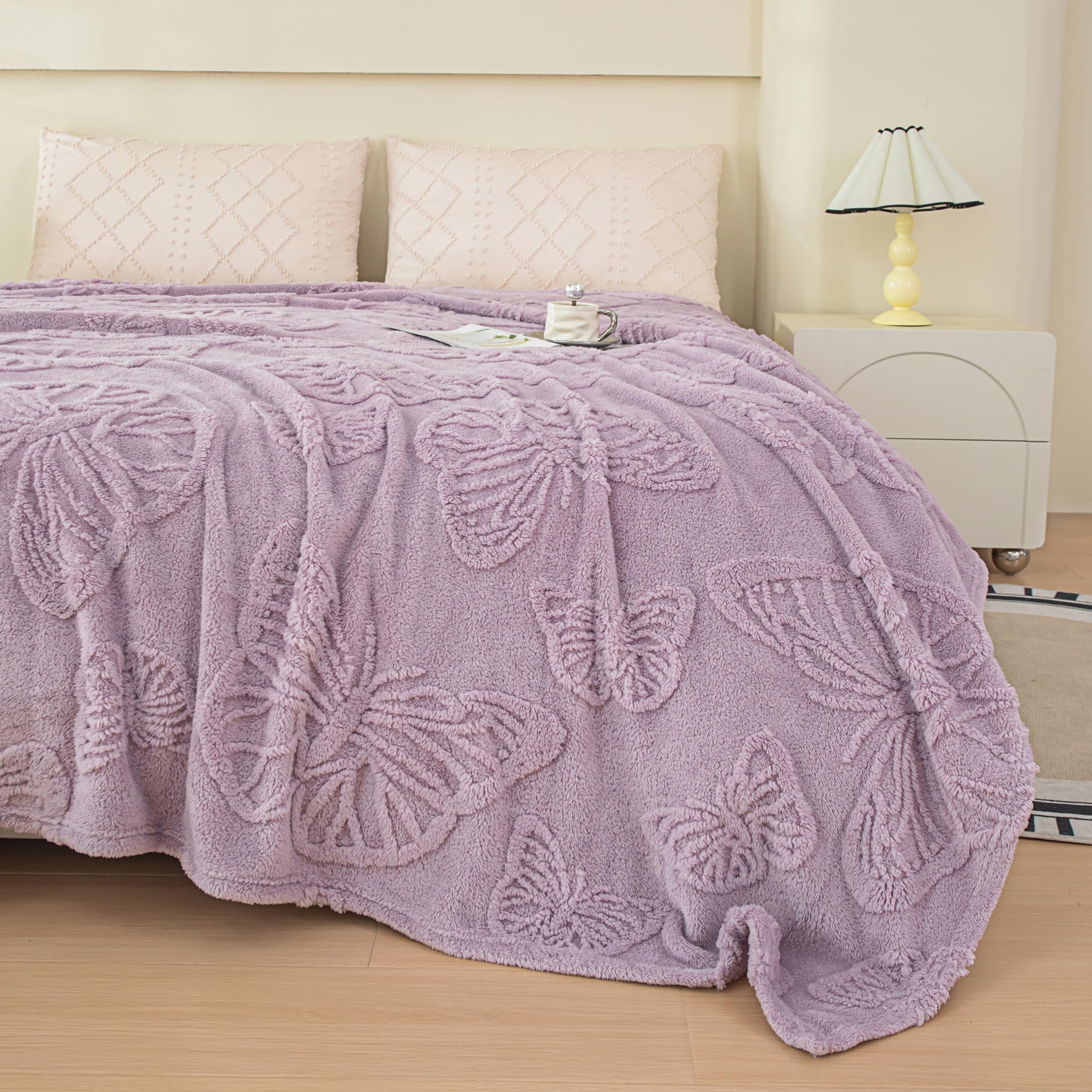 3D Butterfly Jacquard Flannel Throw Blanket – Soft Plush Microfiber Fleece