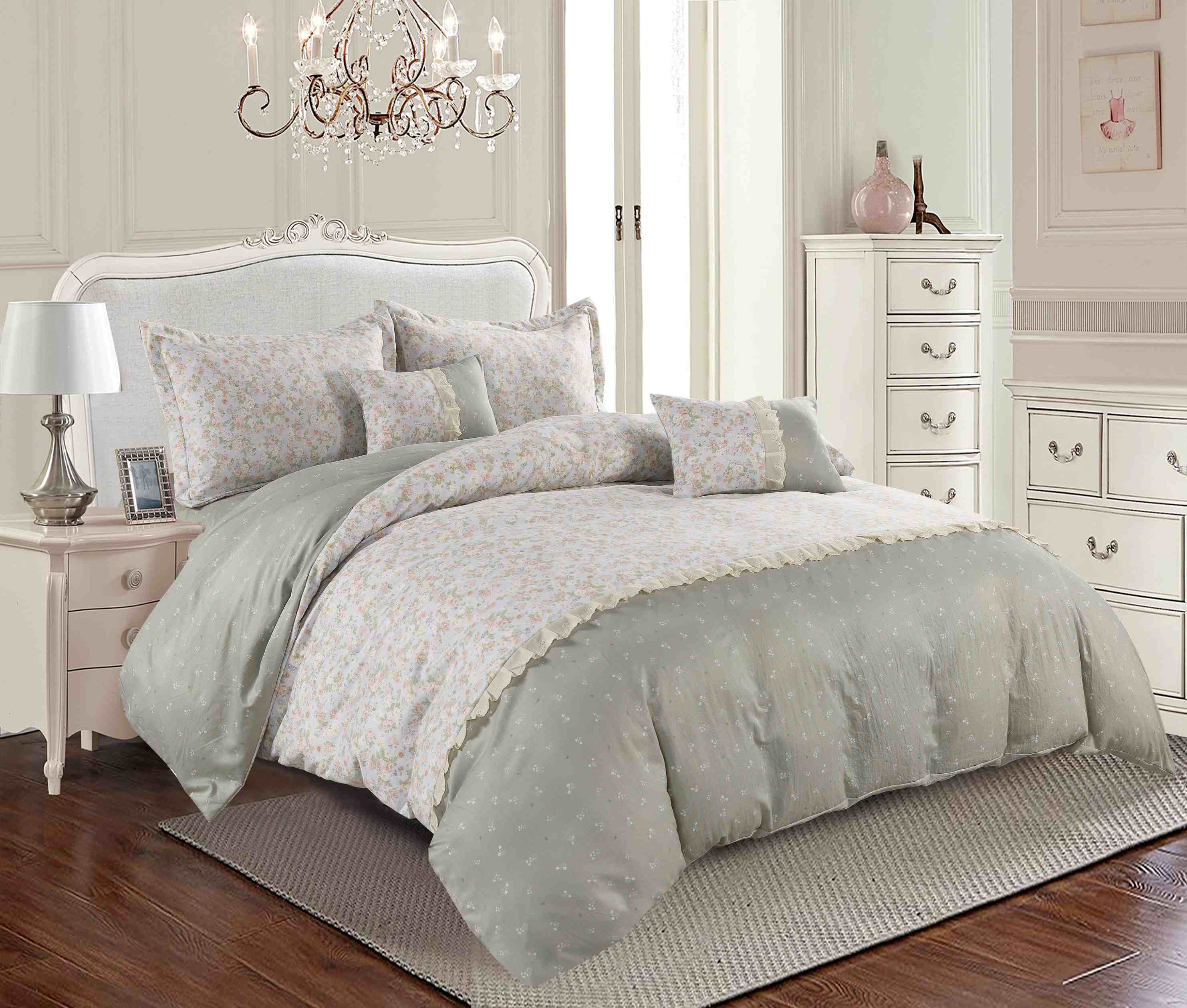 Microfiber Lace Patchwork Comforter 6-Piece Bedding Set – Soft, Lightweight & Elegant