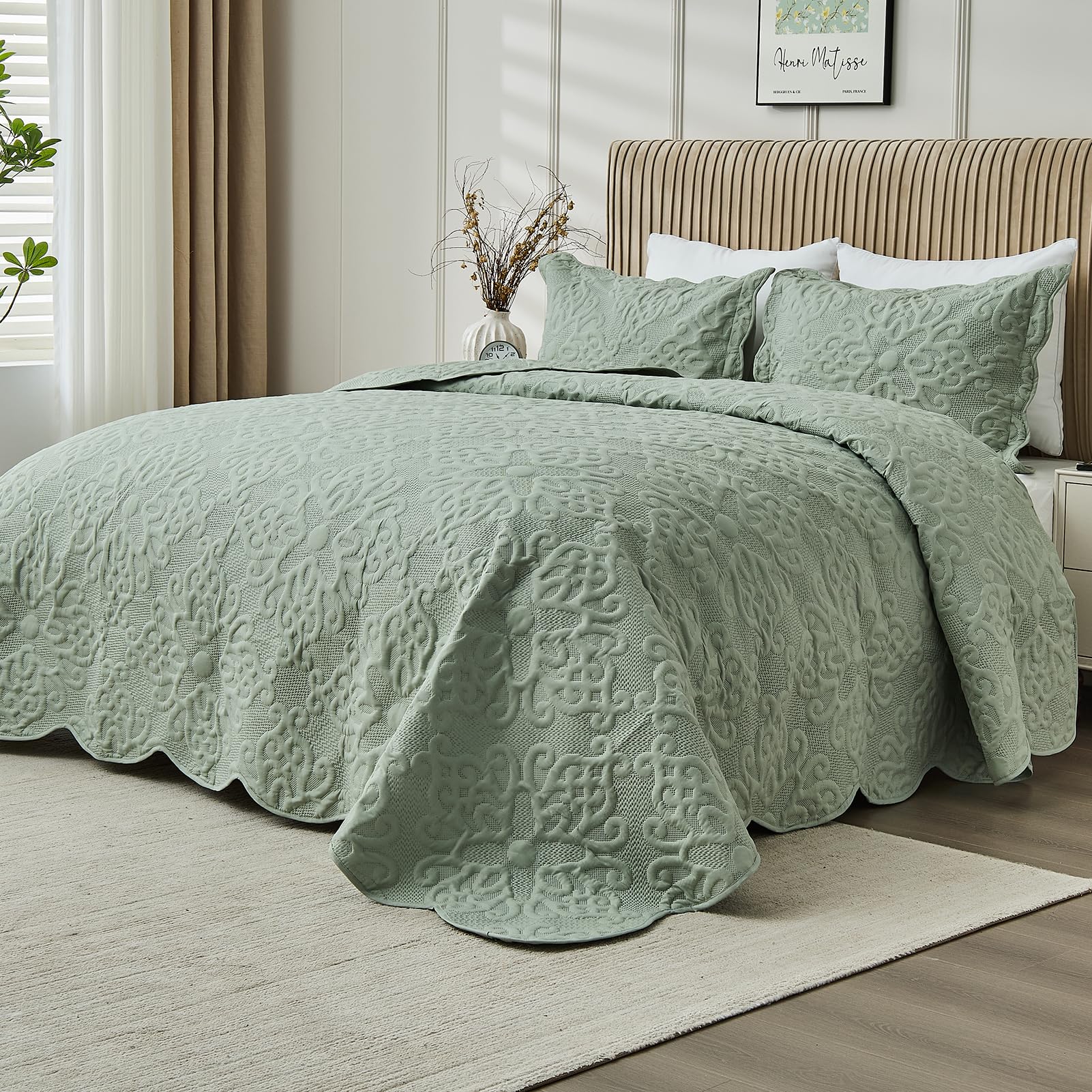 Ornate Floral Ultrasonic Bedspread Set – Soft, Seamless & All-Season Elegance