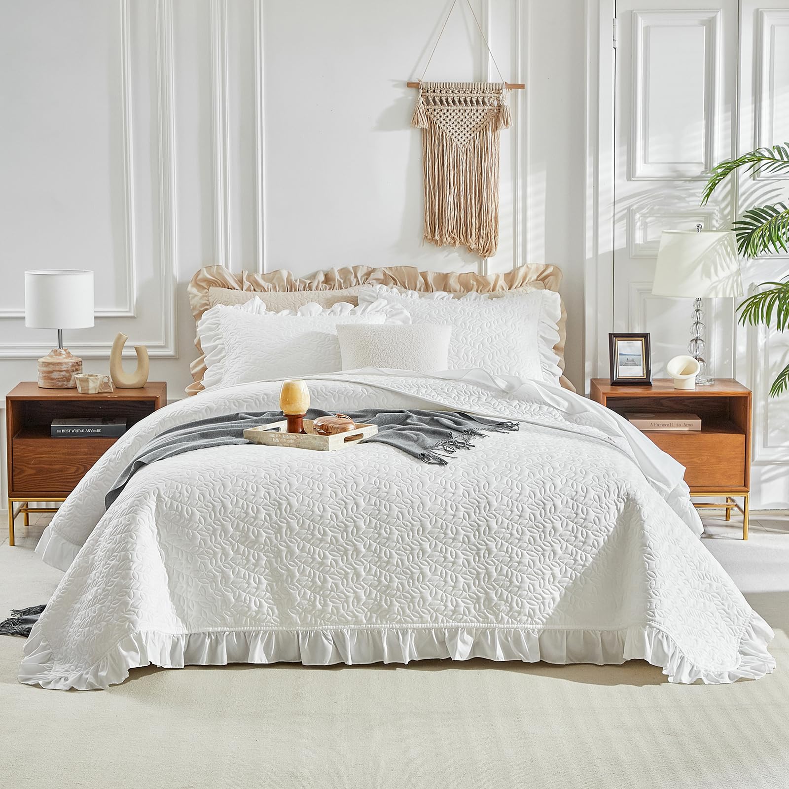Leaf Quilted Ruffled Bedspread Set – Soft Microfiber & All-Season Comfort