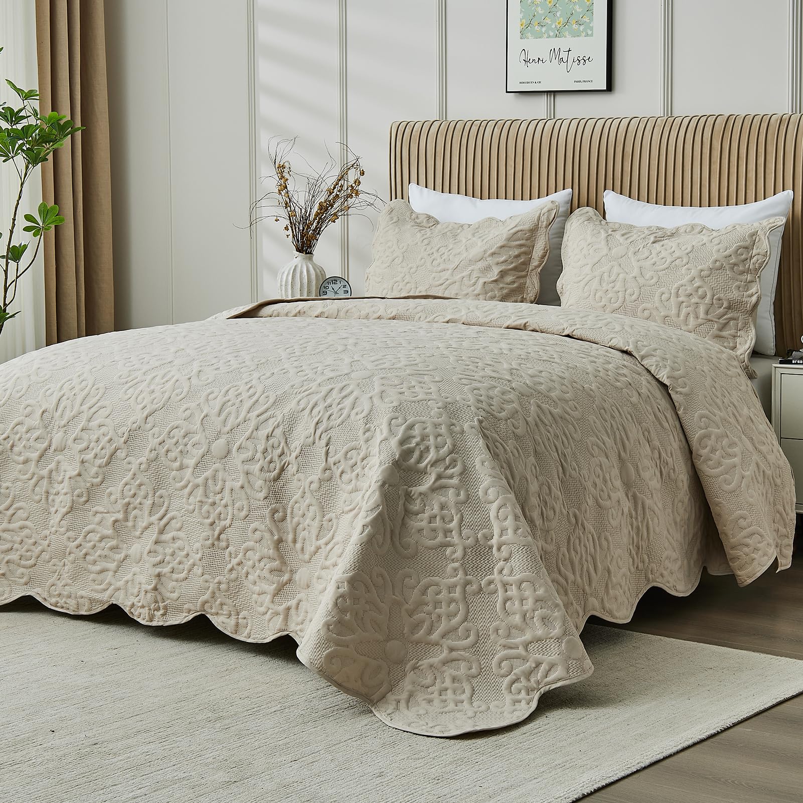 Ornate Floral Ultrasonic Bedspread Set – Soft, Seamless & All-Season Elegance