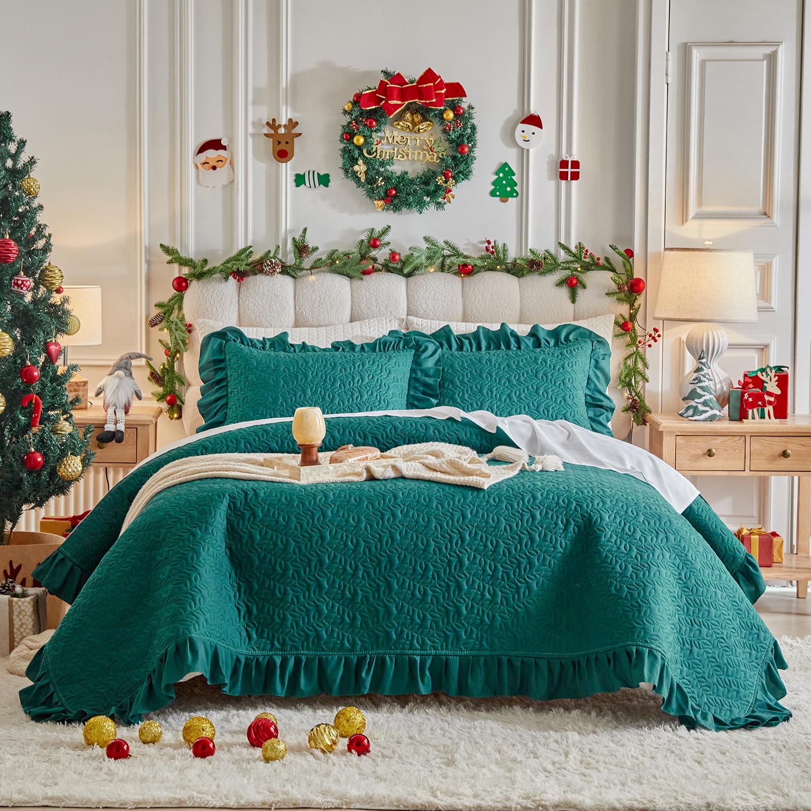 Leaf Quilted Ruffled Bedspread Set – Soft Microfiber & All-Season Comfort