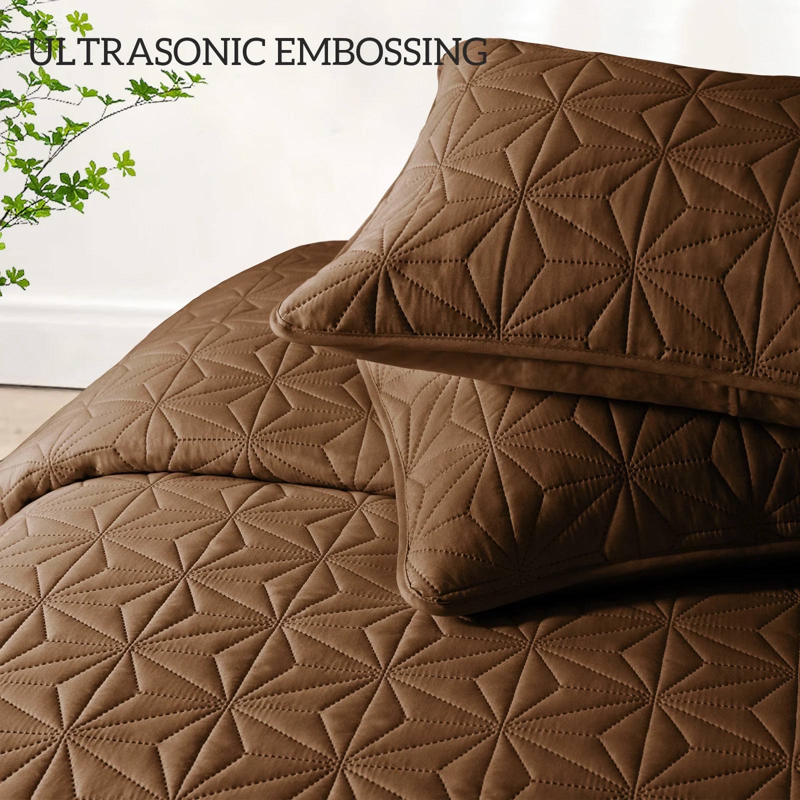 Ultrasonic Microfiber Bedspread Set – Lightweight, Soft & Versatile