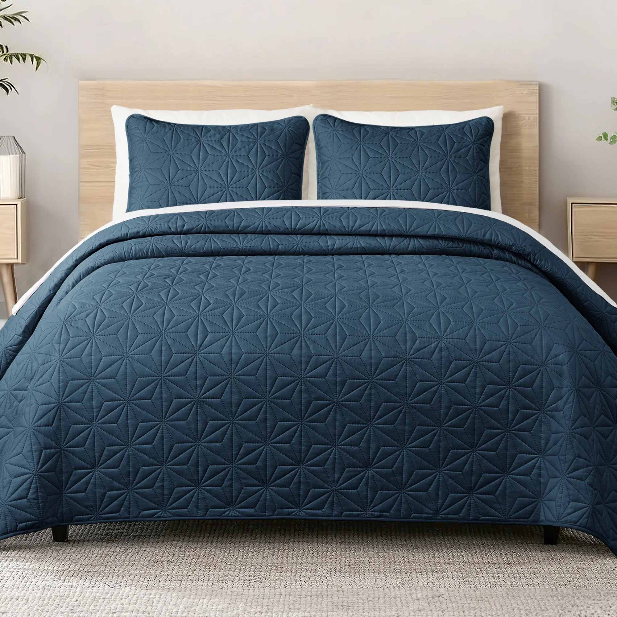 Ultrasonic Microfiber Bedspread Set – Lightweight, Soft & Versatile