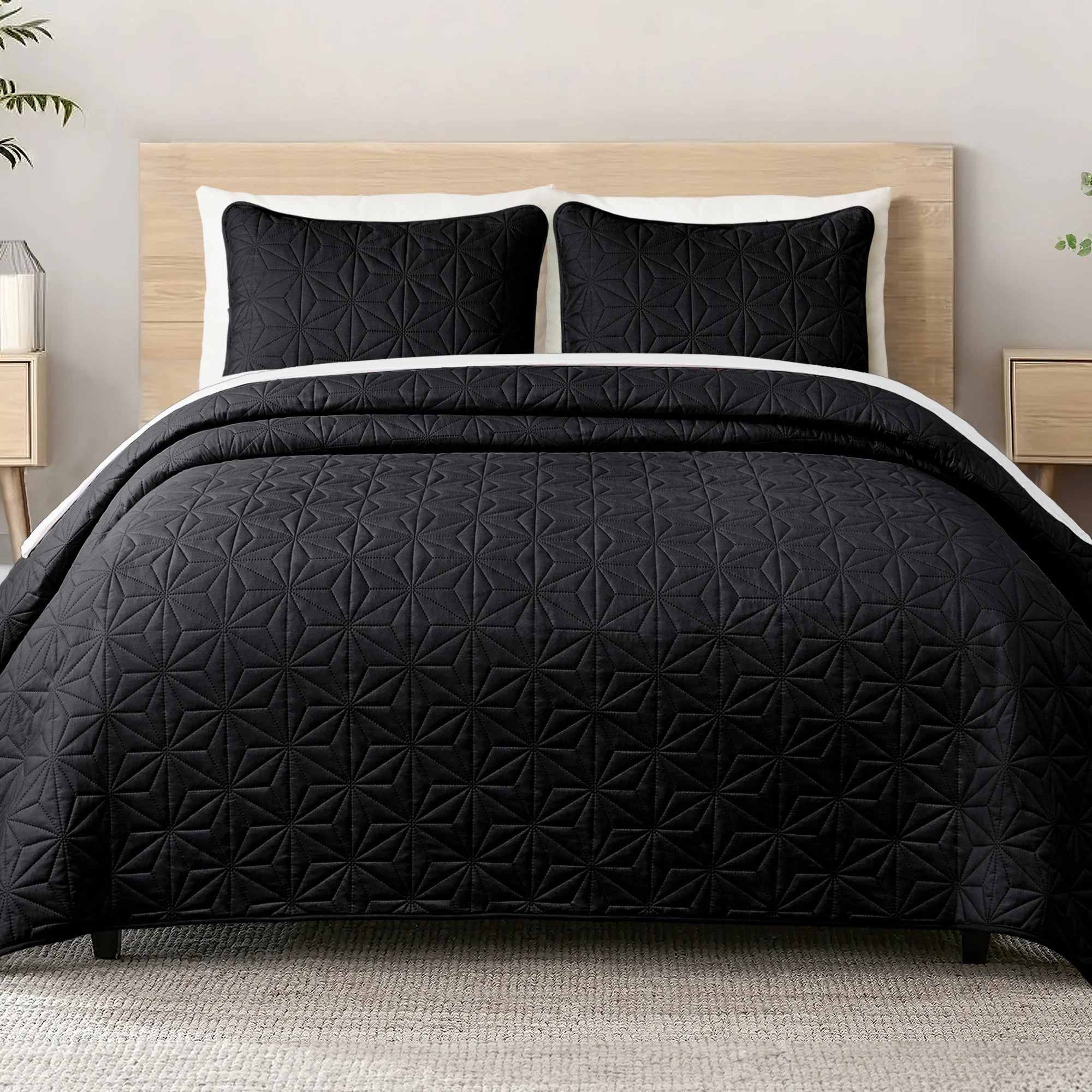 Ultrasonic Microfiber Bedspread Set – Lightweight, Soft & Versatile