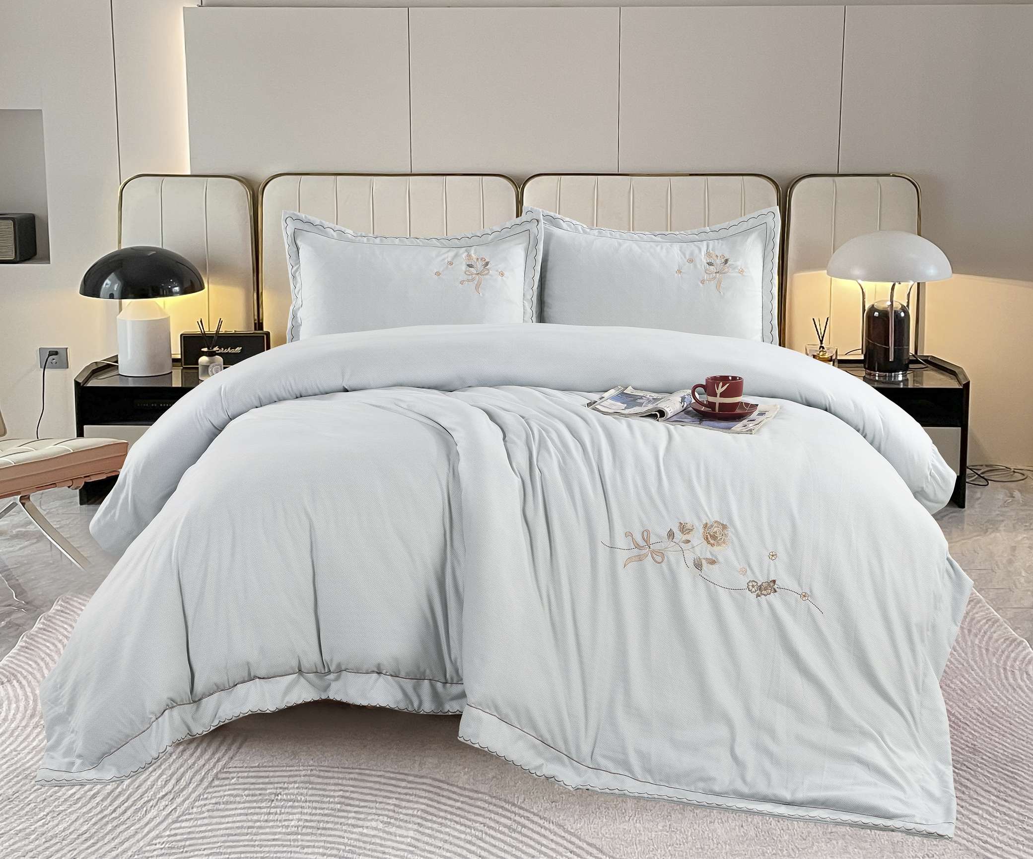 Subtle Jacquard Embroidered Quilt Set, Lightweight & Breathable, 4-Piece