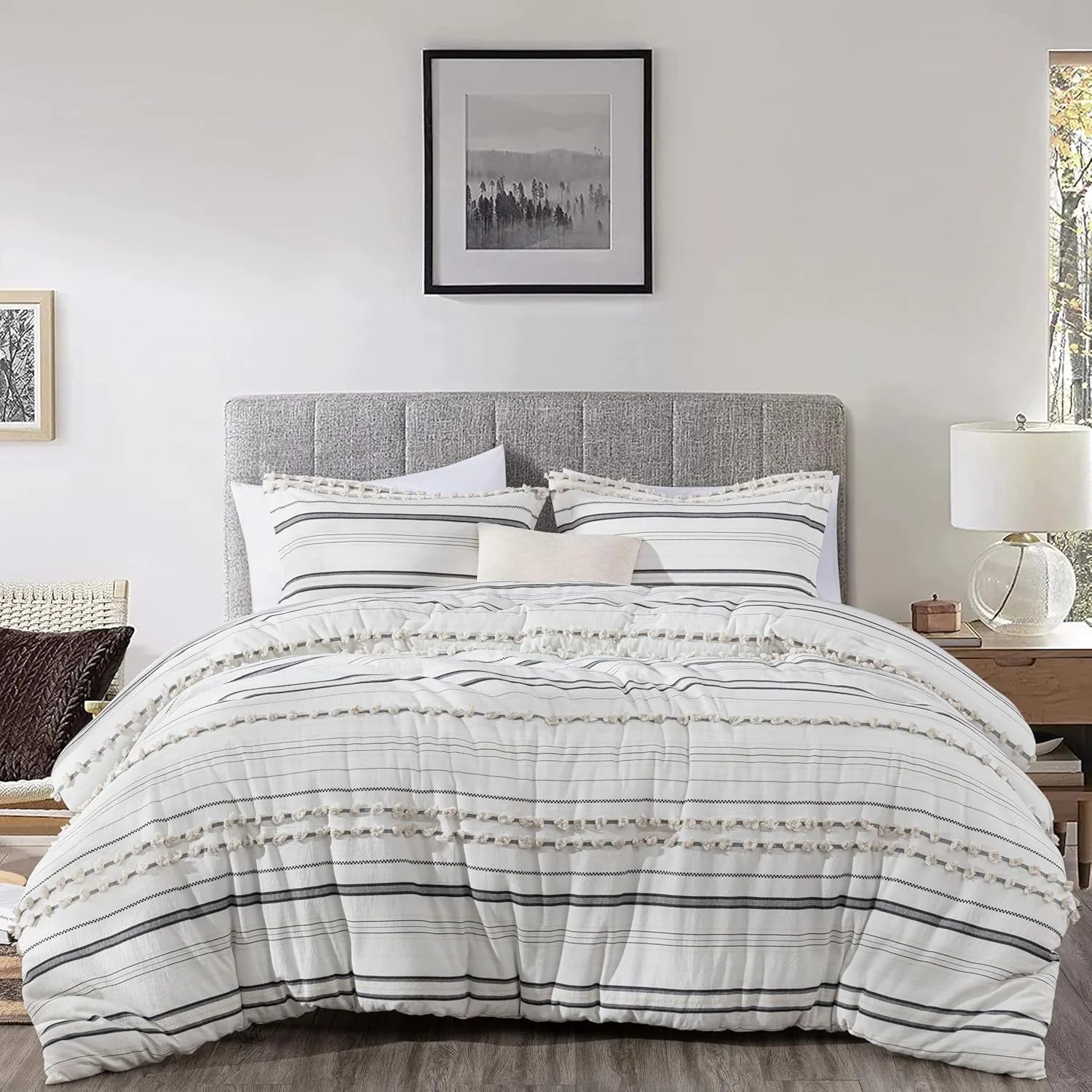 Cotton Jacquard Comforter Set – 220 GSM Fill, Boho Striped Tufted Design, Breathable 4-Piece Bedding Set