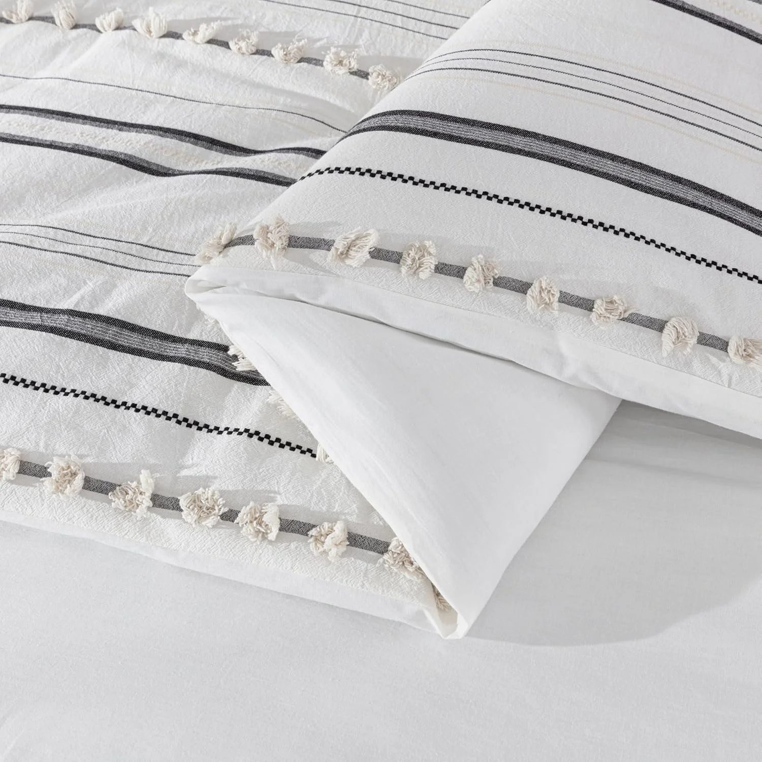 Cotton Jacquard Comforter Set – 220 GSM Fill, Boho Striped Tufted Design, Breathable 4-Piece Bedding Set