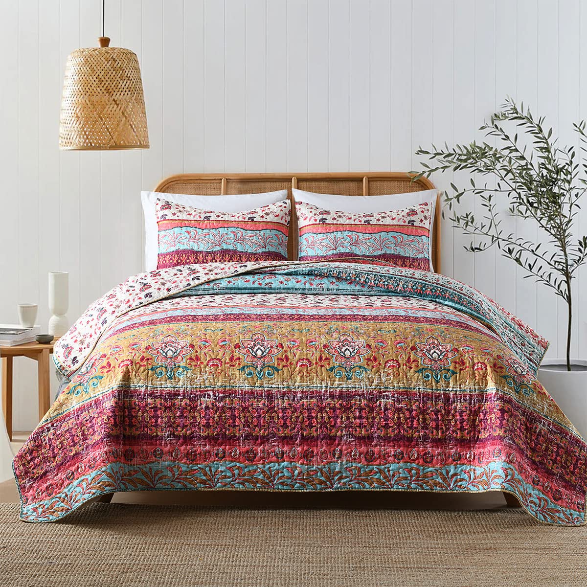 3-Piece Quilted Bedcover Set with Reversible Bohemian Floral and Striped Design