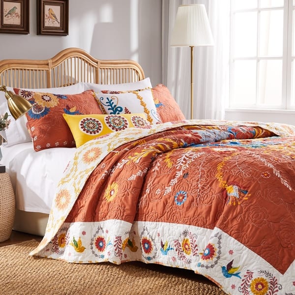 3-Piece Quilted Bedcover Set with Vibrant Bohemian Orange Floral and Bird Theme