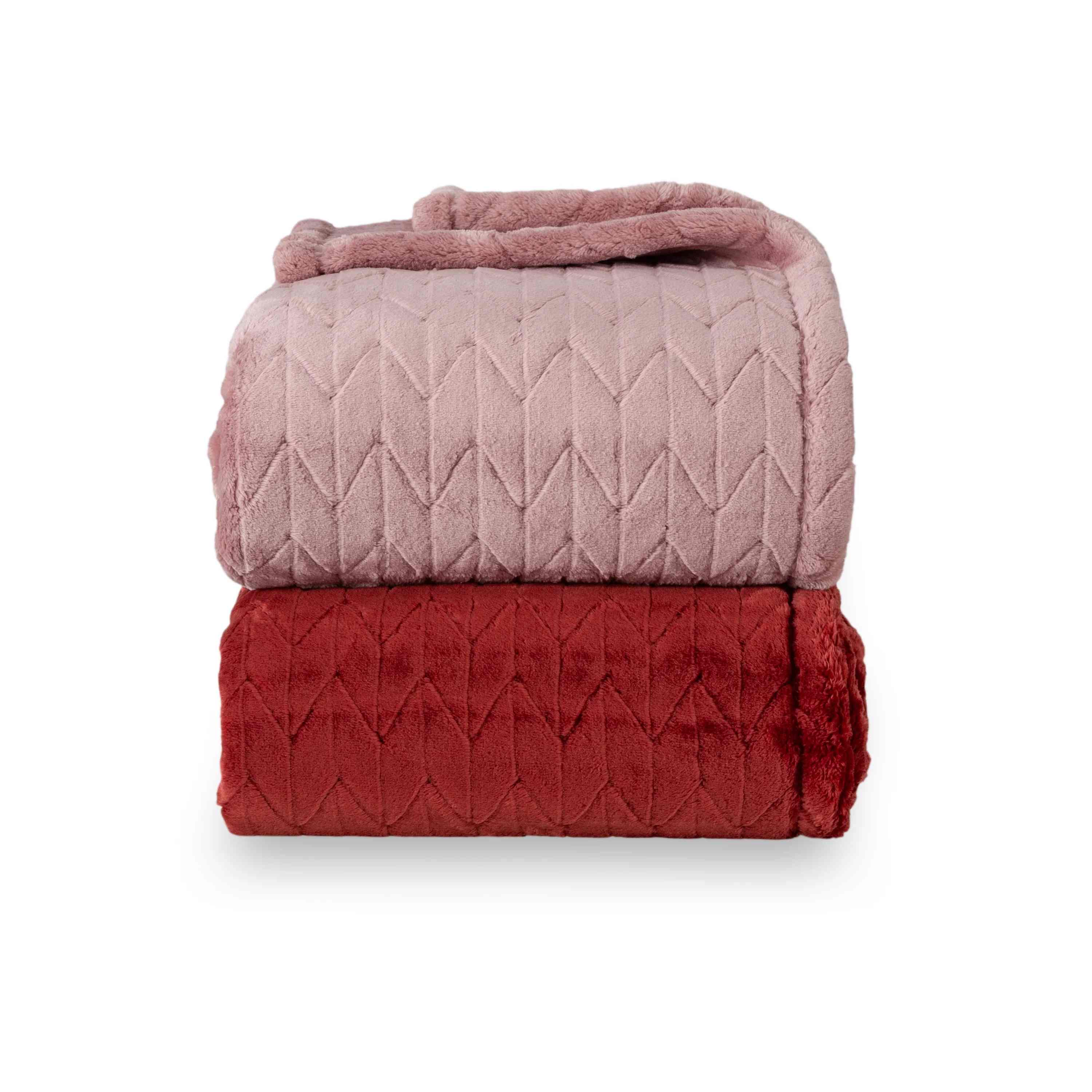 Jacquard Velvet Throw Blanket – Ultra-Soft Geometric Design, Lightweight Decorative Blanket for Sofa & Bed