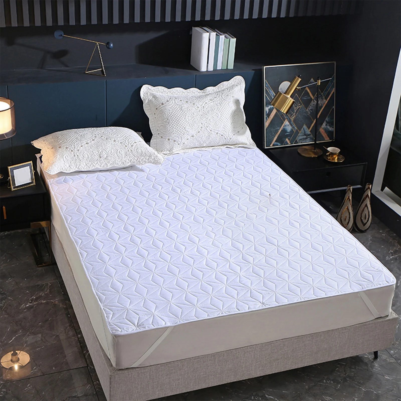 Durable Waterproof Fitted Mattress Protector – Soft Microfiber Deep-Fit Bed Cover