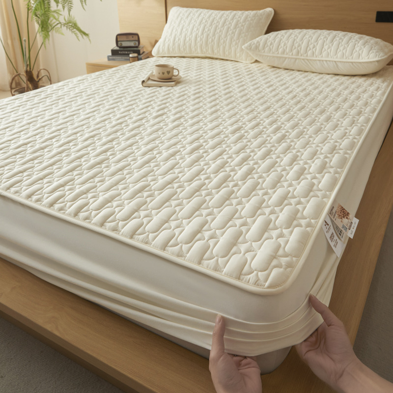 360° Waterproof Fitted Mattress Protector – Ultra-Soft Microfiber Bed Cover