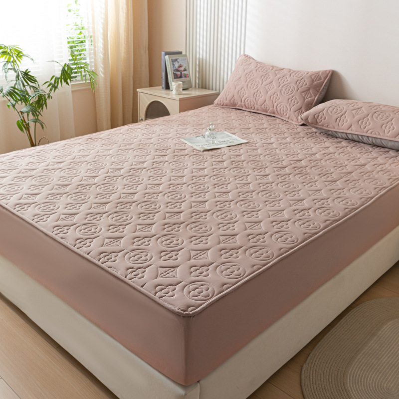 Classic Stylish Waterproof Fitted Mattress Protector – Soft Microfiber Bed Cover