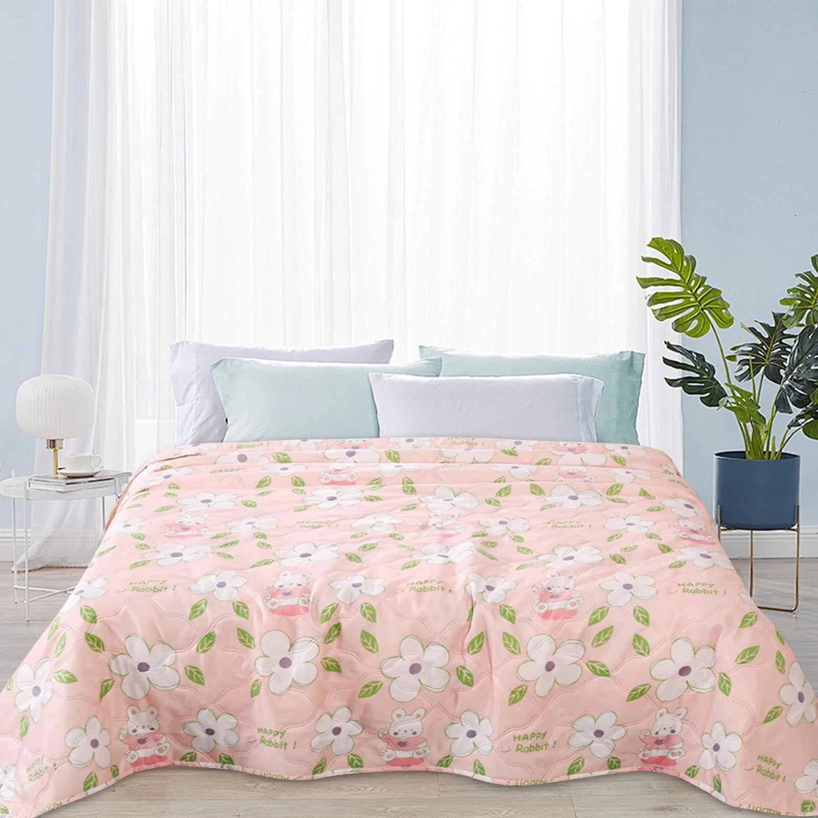 Spring Bunny Lightweight Summer Quilt – Soft & Breathable Cooling Comforter for Bed, Sofa & Travel