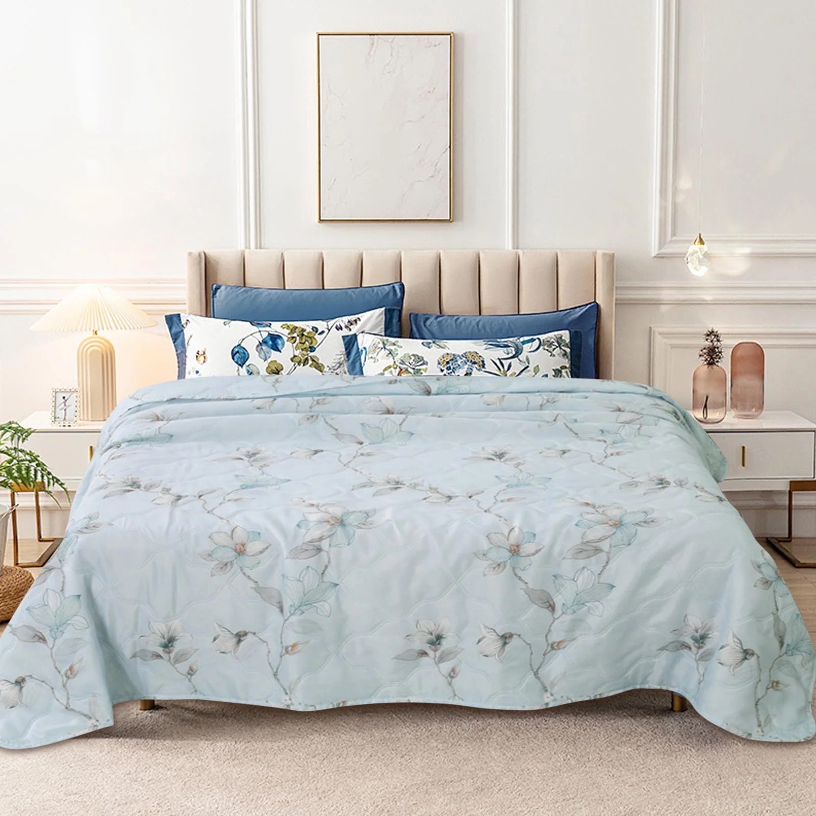 Cooling Magnolia Lightweight Summer Quilt – Breathable Soft Comforter for Bed, Sofa & Travel