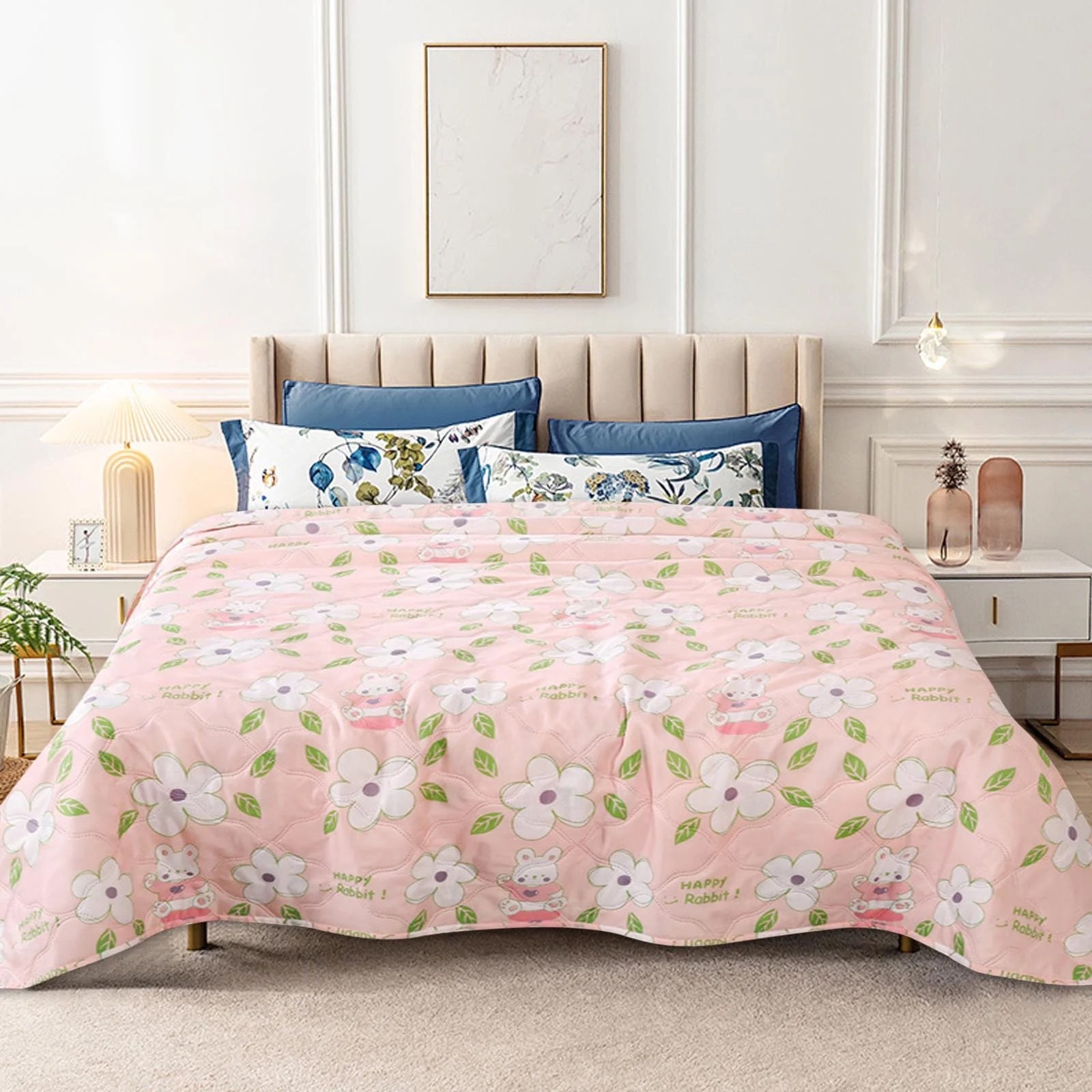 Spring Bunny Lightweight Summer Quilt – Soft & Breathable Cooling Comforter for Bed, Sofa & Travel
