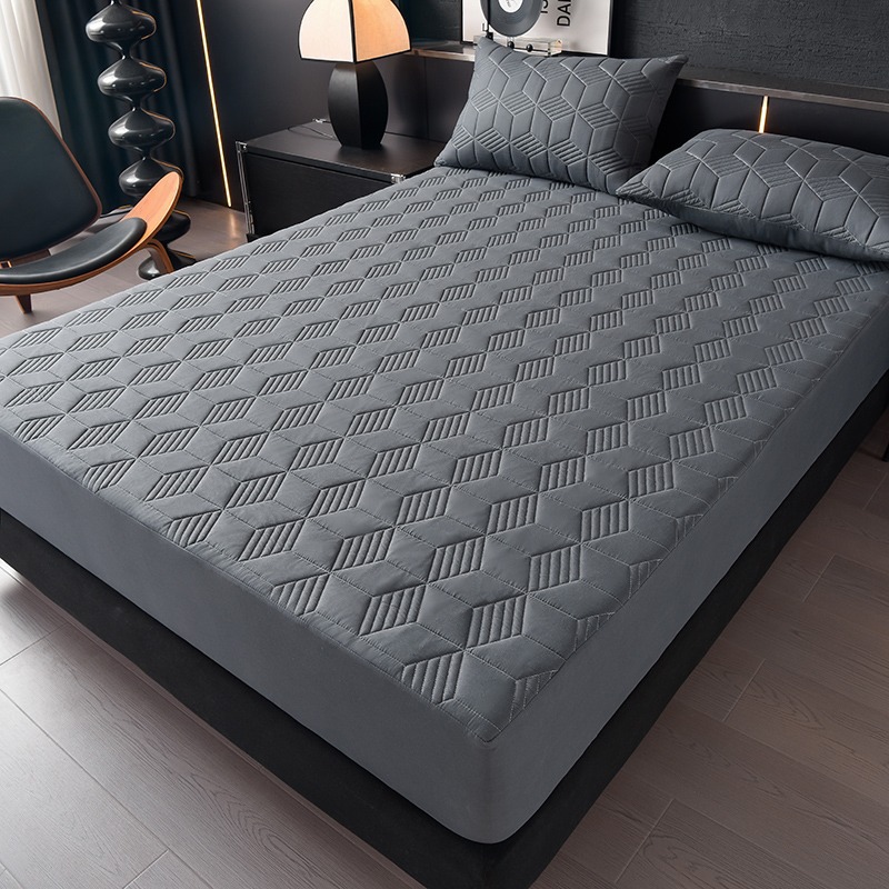 Geometric Quilted Waterproof Fitted Mattress Protector – 360° Soft Microfiber Bed Cover