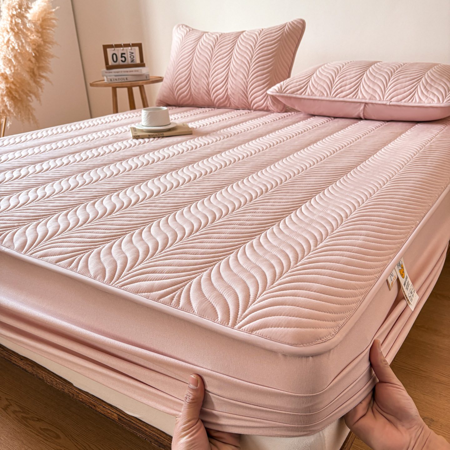 Waterproof Fitted Mattress Protector – Soft Microfiber Secure Bed Cover