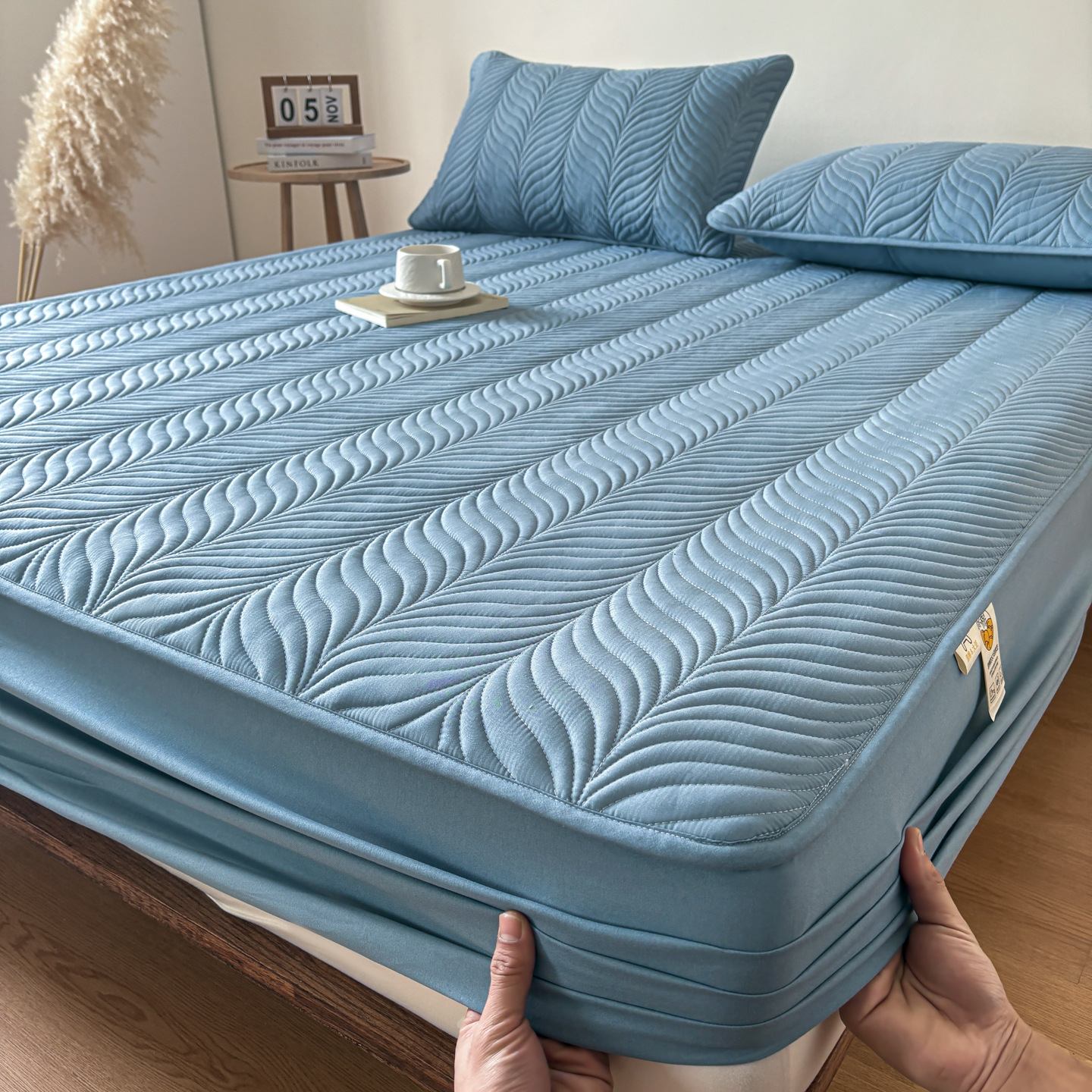 Waterproof Fitted Mattress Protector – Soft Microfiber Secure Bed Cover