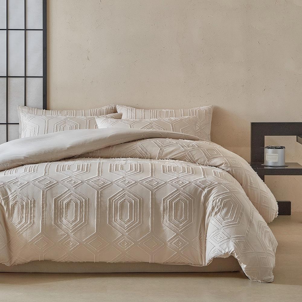 Tufted Microfiber Comforter Set – 3 Piece Lightweight Breathable Quilted Bedding Set