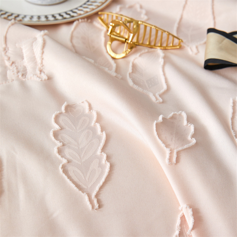 Leaf Tufted Jacquard Comforter Set – 3 Piece Soft Microfiber Quilted Bedding Set