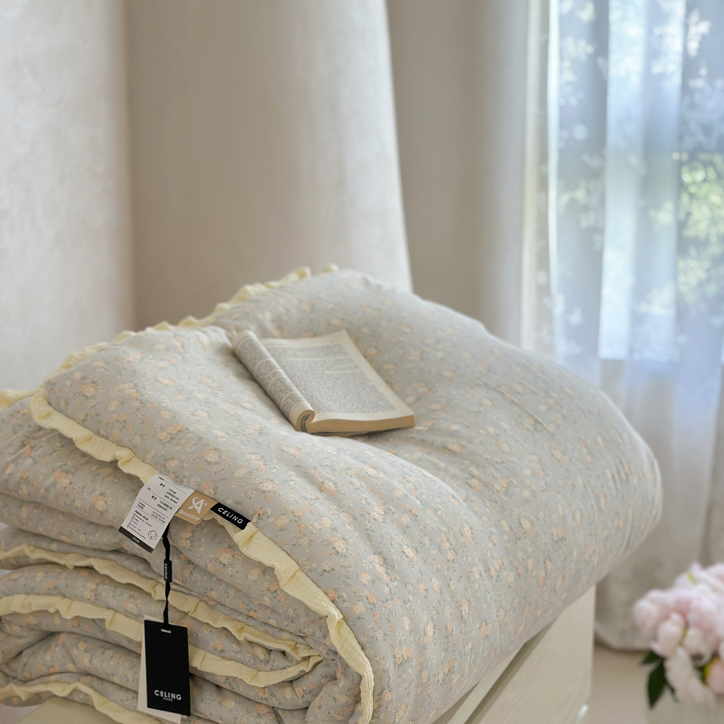 Cotton Double Gauze Lace Comforter – Soft Breathable Quilted Bedding Set