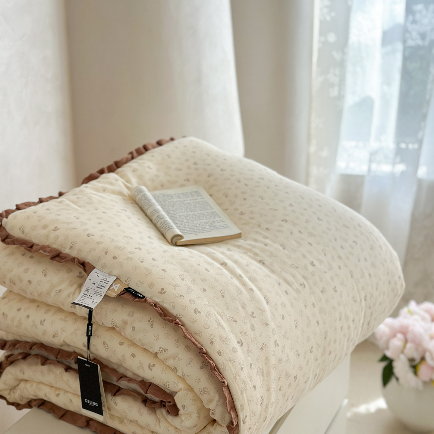 Cotton Double Gauze Lace Comforter – Soft Breathable Quilted Bedding Set