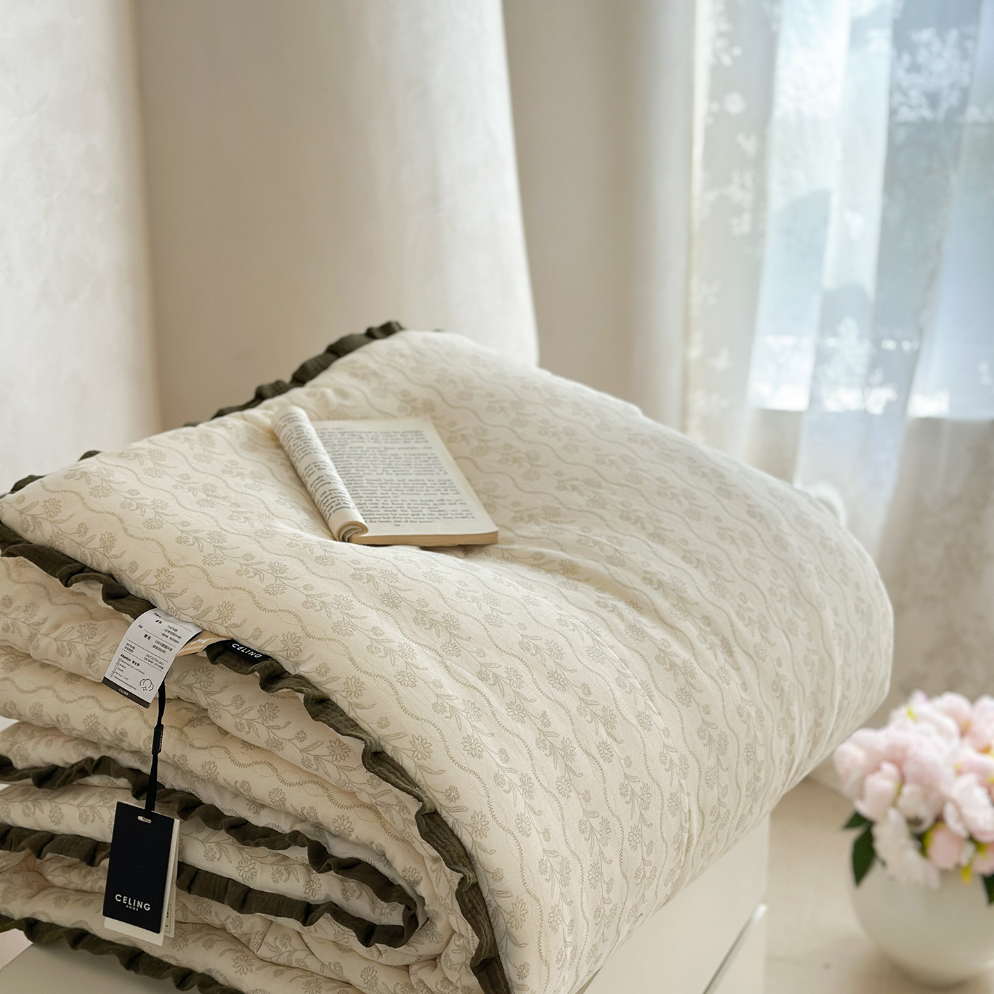 Cotton Double Gauze Lace Comforter – Soft Breathable Quilted Bedding Set