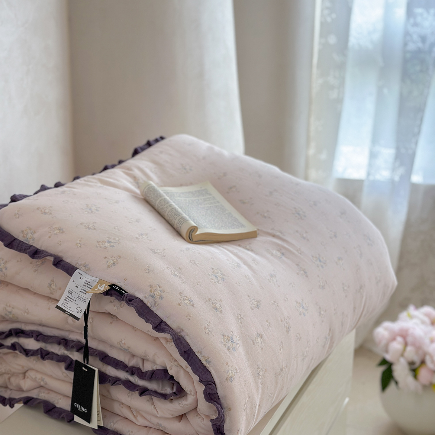 Cotton Double Gauze Lace Comforter – Soft Breathable Quilted Bedding Set