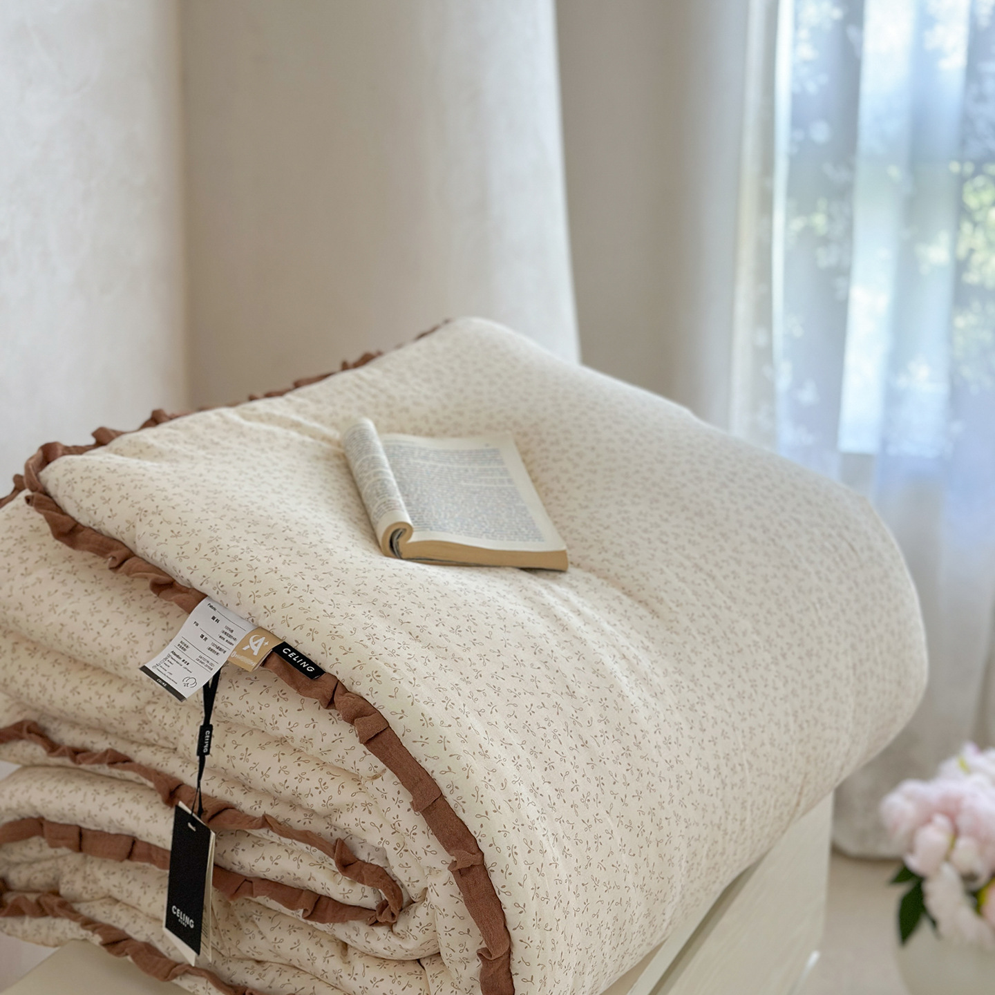 Cotton Double Gauze Lace Comforter – Soft Breathable Quilted Bedding Set