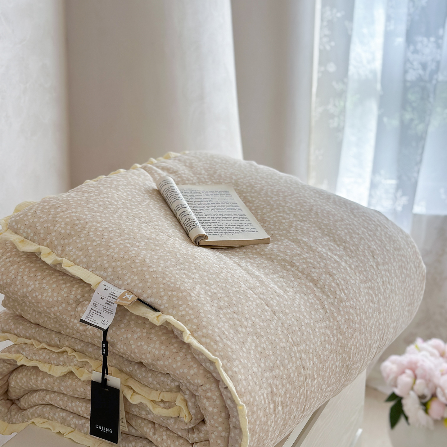 Cotton Double Gauze Lace Comforter – Soft Breathable Quilted Bedding Set