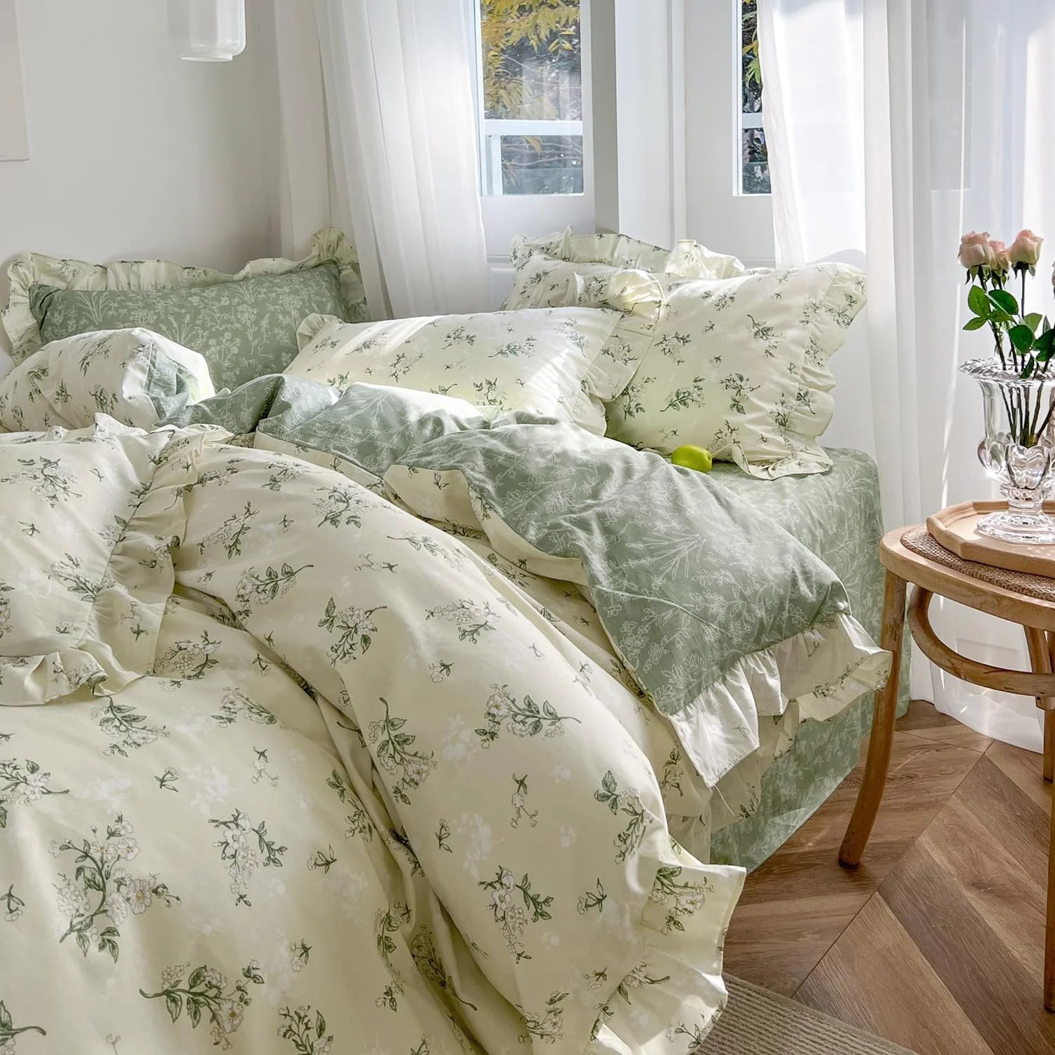 Boho Ruffled Botanical Comforter Set – 3 Piece Vintage Leaf Floral Microfiber Bedding Set
