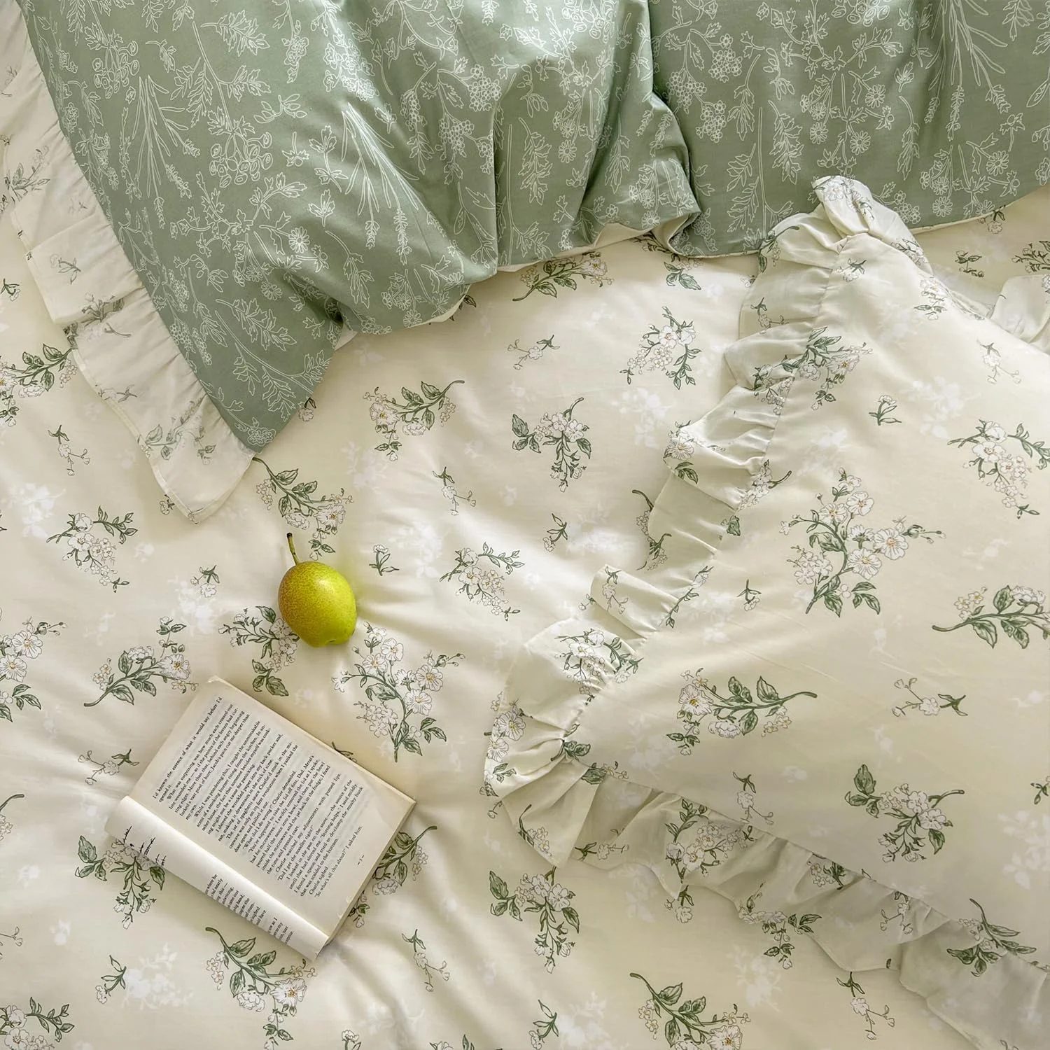Boho Ruffled Botanical Comforter Set – 3 Piece Vintage Leaf Floral Microfiber Bedding Set