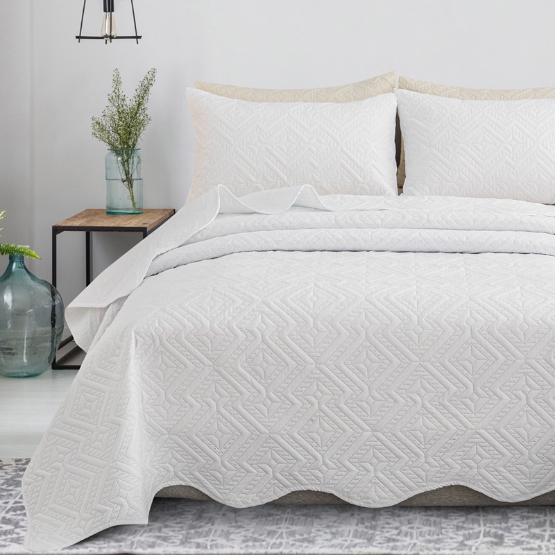Diamond Wave Ultrasonic Quilted Microfiber Bedspread Set – Lightweight Coverlet Set with Polyester Filling, Soft Breathable Bedding, Machine Washable