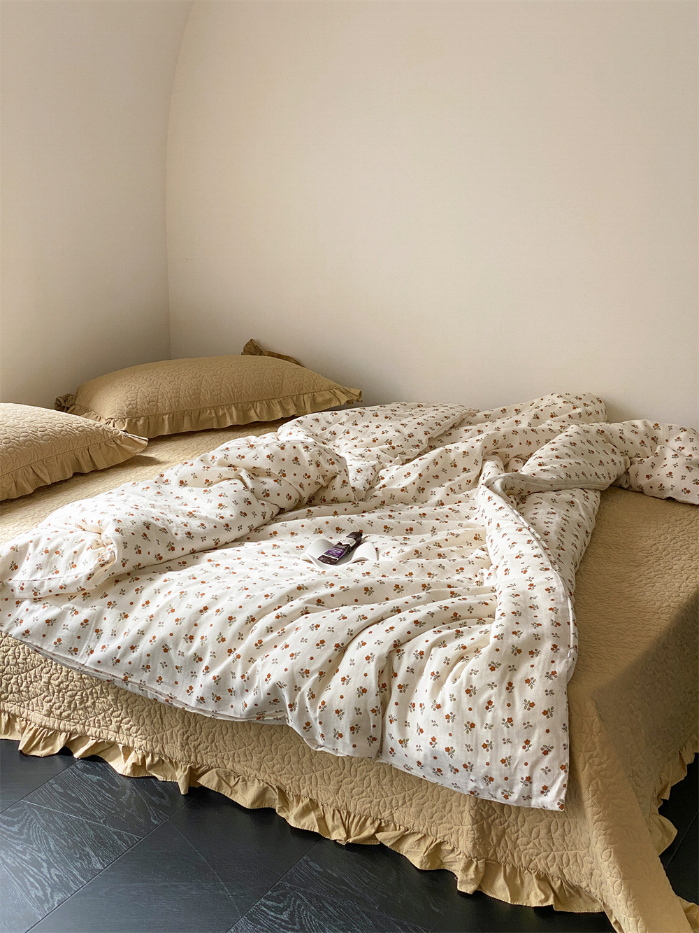 Solid Color Cotton Quilted Bedspread Set with Decorative Trim – High-Density Cotton Coverlet Set with Lightweight Polyester Filling, Machine Washable