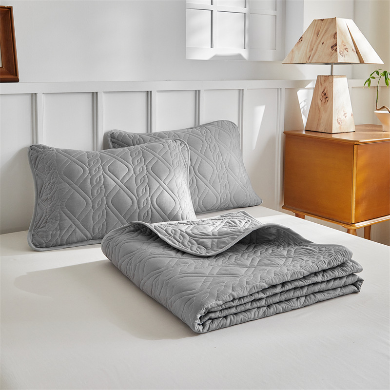 Diamond Quilted Washed Microfiber Bedspread Set – Soft Breathable Coverlet Set with Down Alternative Filling, Machine Washable