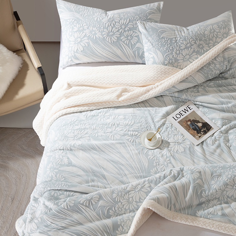 Embossed Velvet Triple-Layer Thick Blanket, Embossed Plush & Milk Velvet Warm Comfort Blanket with Soft Polyester Filling, Cozy Throw for Sofa and Bed