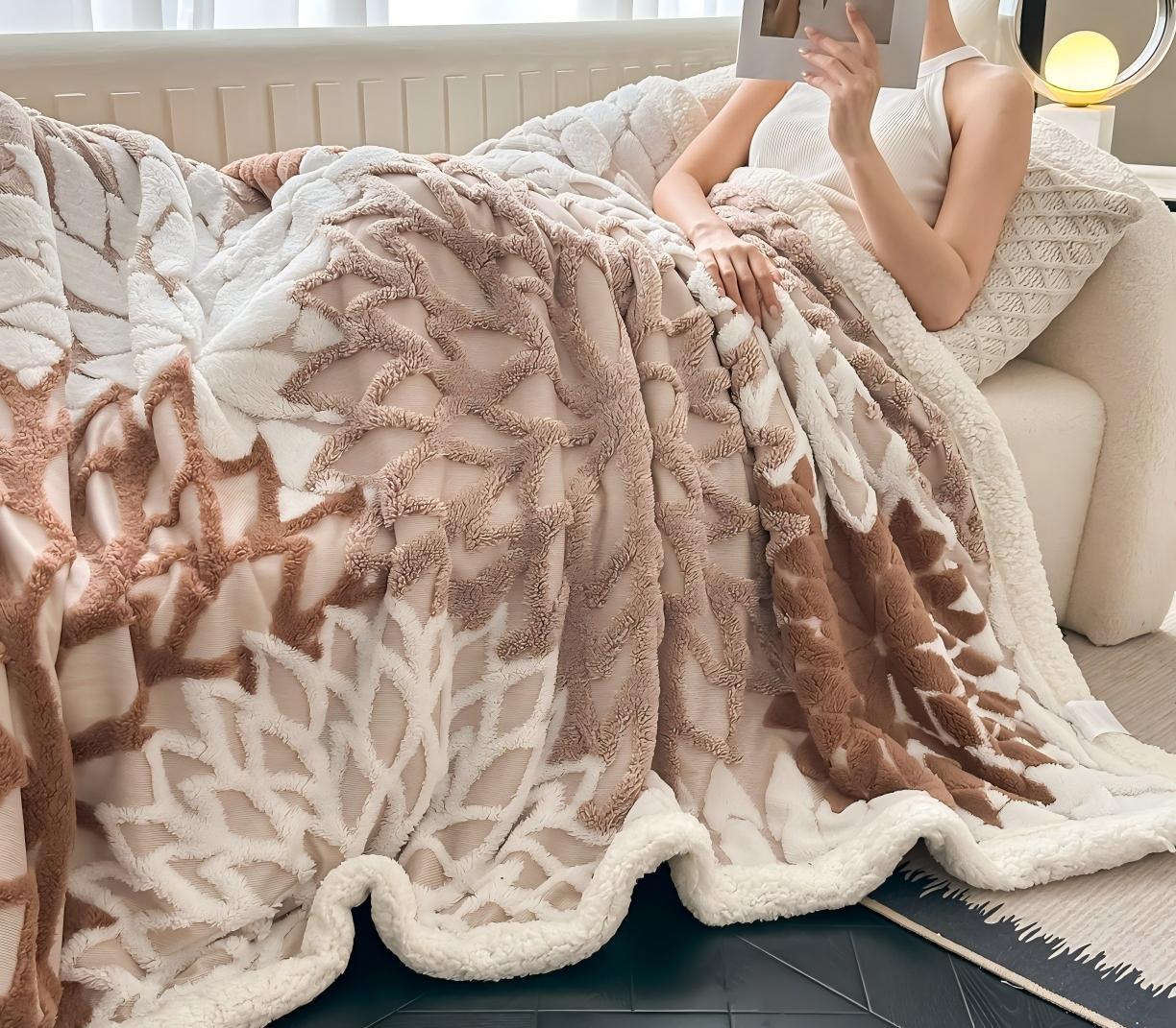 Cationic Hollow Jacquard Sherpa Double-Layer Blanket, Reversible Soft Warm Throw Blanket for Sofa, Bed, and Office, Machine Washable