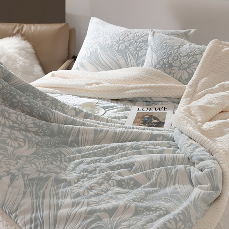 Embossed Velvet Triple-Layer Thick Blanket, Embossed Plush & Milk Velvet Warm Comfort Blanket with Soft Polyester Filling, Cozy Throw for Sofa and Bed