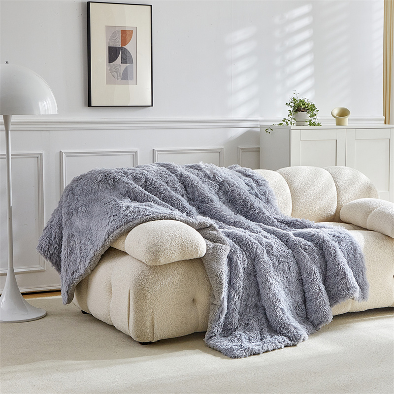 Long Plush & Sherpa Double-Layer Blanket, Reversible Soft Warm Throw Blanket for Sofa, Bed, and Car, Machine Washable